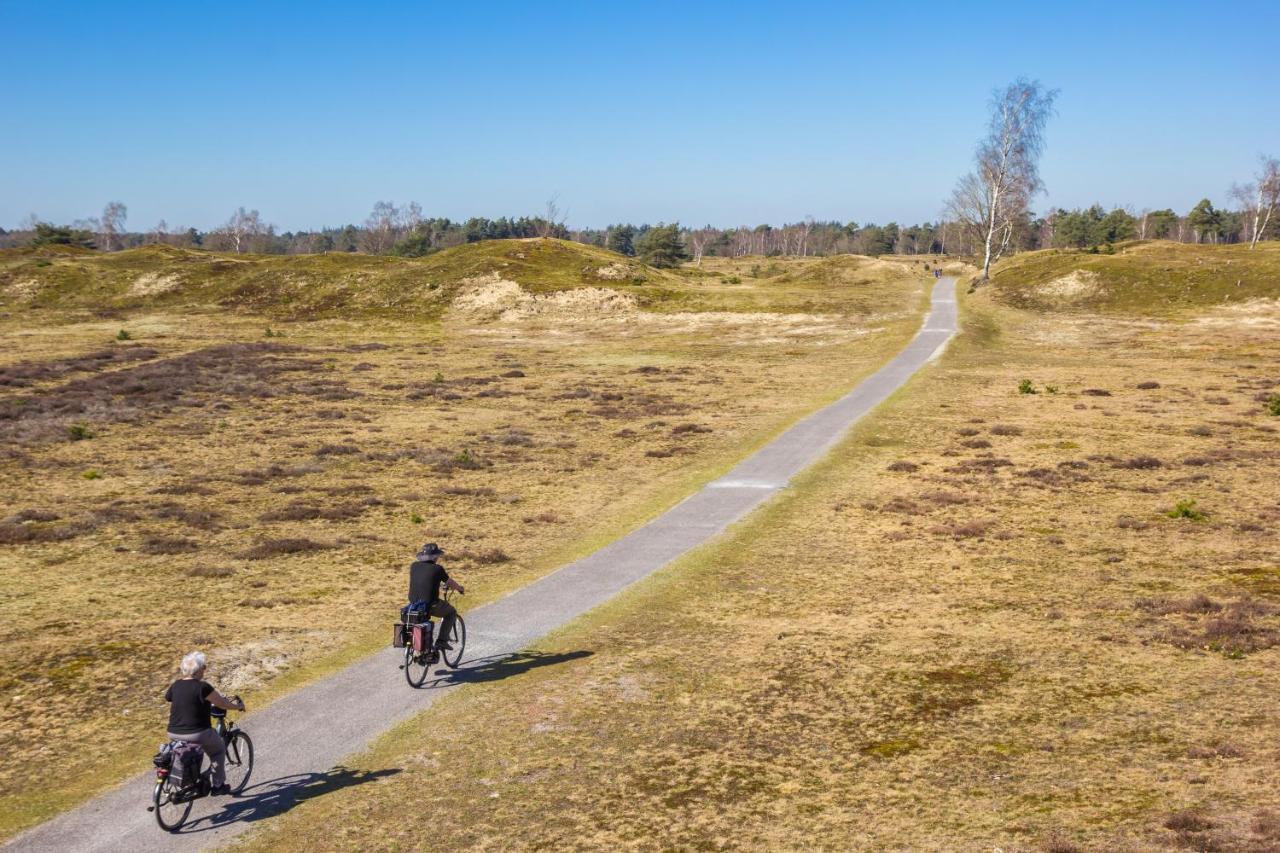 4P Chalet Tolve Met 4 Fietsen Vlakbij Natuurgebieden Drents Friese Wold, Fochteloerveen En Gevangenisdorp Veenhuizen Oosterwolde  Kültér fotó
